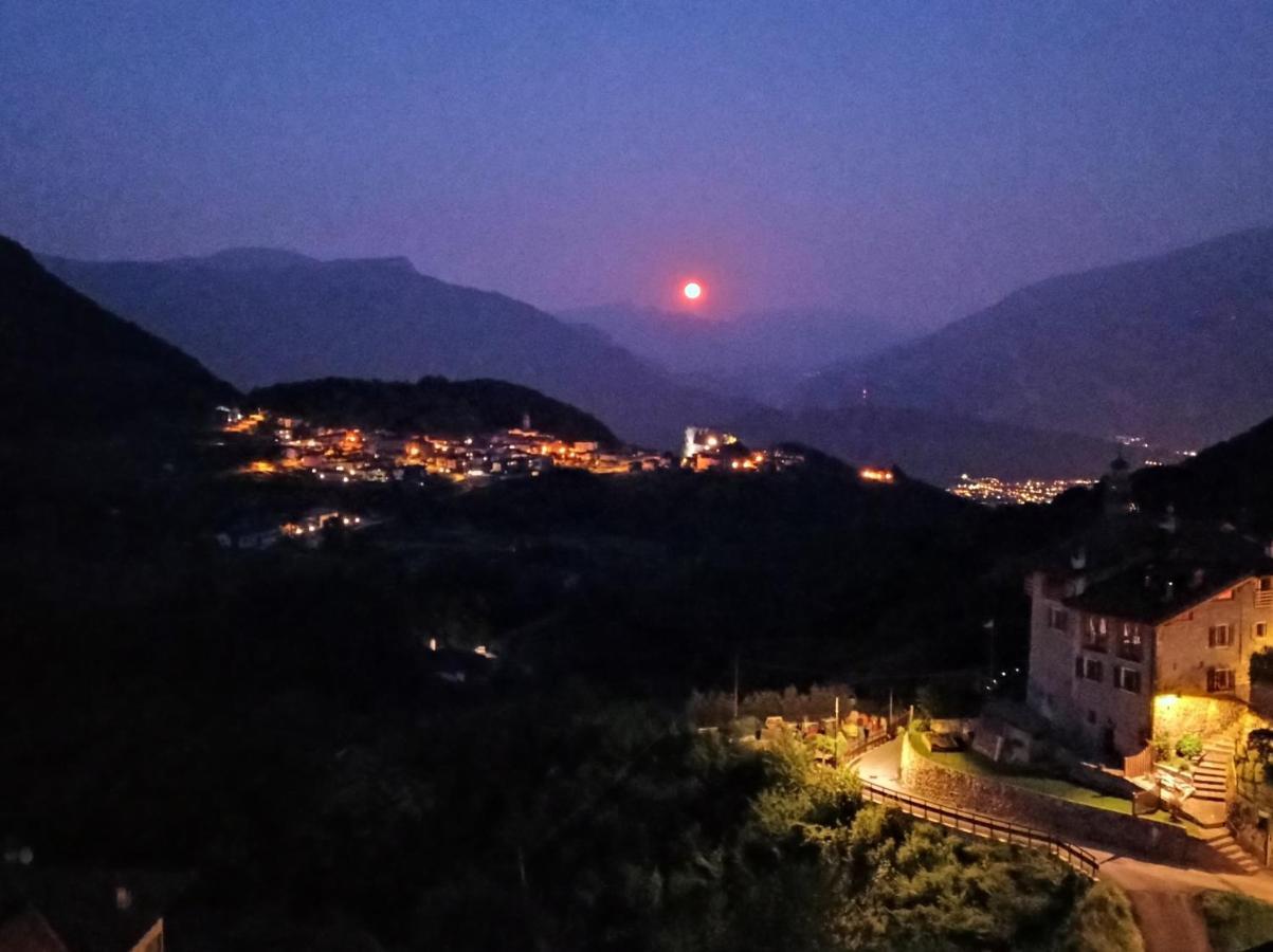 Le Terre Di Gu Villa Tenno Bagian luar foto